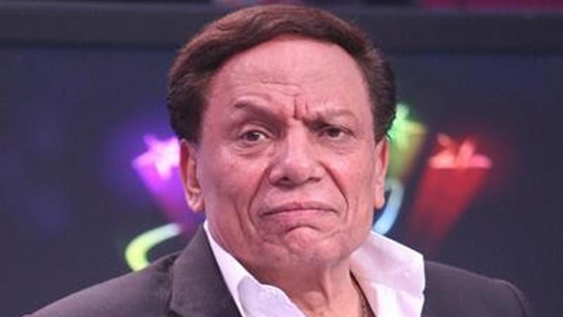 الفنان عادل إمام يظهر بصورة صادمة  وهو في المدرسة مع اصدقائه .. لن تصدقوا كيف كان شكله ! – صحيفة الصوت