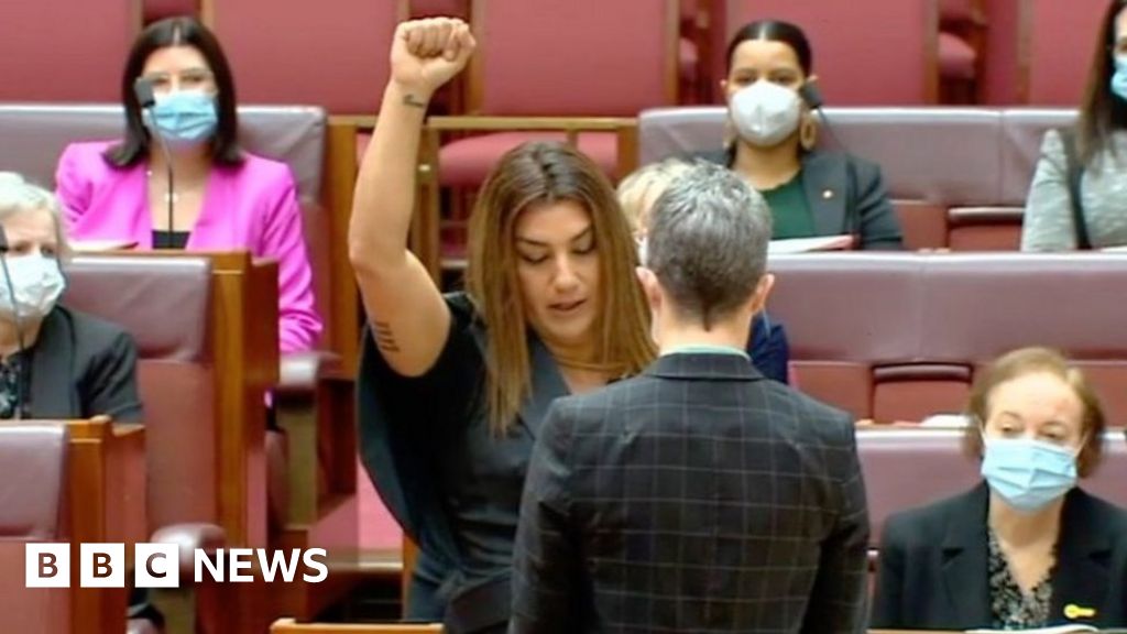 Indigenous Australian senator calls the Queen a ‘coloniser’ as she’s sworn in-صحيفة الصوت