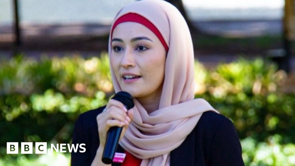 Fatima Payman: Meet Australia’s first hijab-wearing senator-صحيفة الصوت