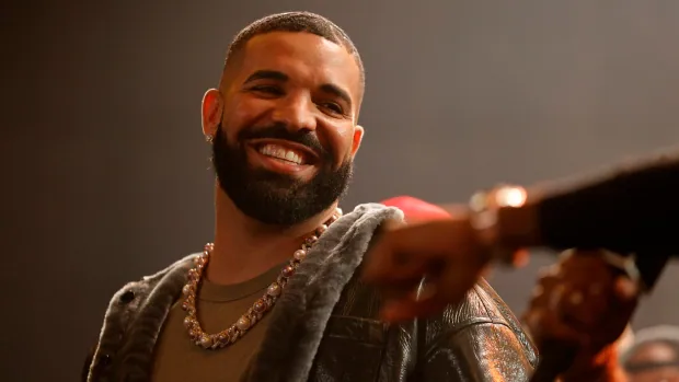 Drake postpones Young Money Reunion show in Toronto after positive COVID-19 test-صحيفة الصوت