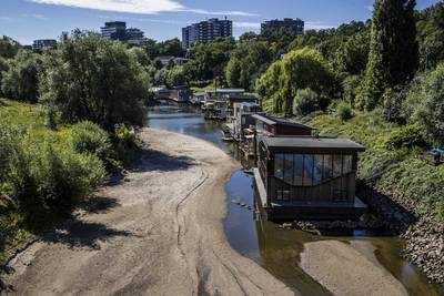 Officieel watertekort vanwege droogte, verdeelplan treedt in werking-صحيفة الصوت