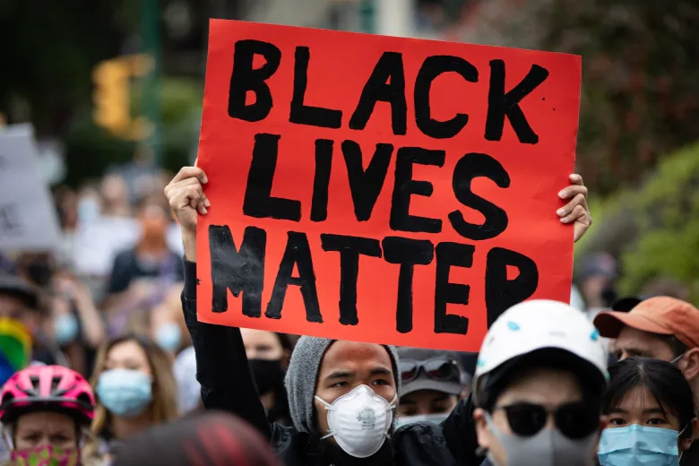 Police-reported hate crimes up 21% in B.C. during 2nd year of pandemic-صحيفة الصوت