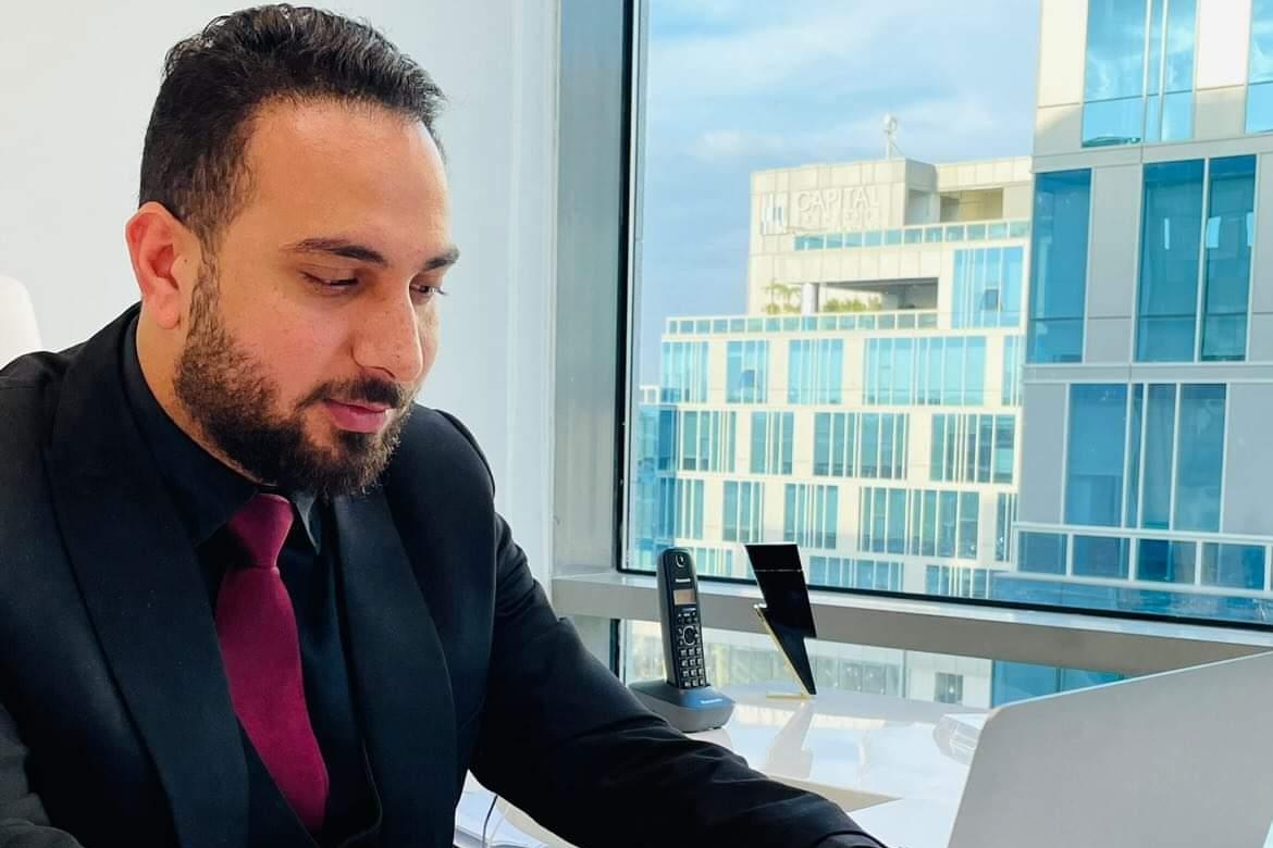 تعرف علي قصة نجاح رجل الاعمال المصري الشاب أحمد مرسي.