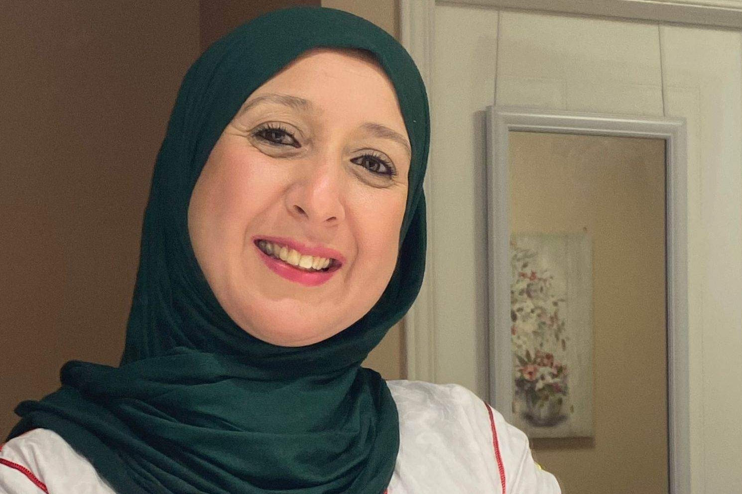 المذيعة و مصممة الديكور لبنى ماجدة شروق