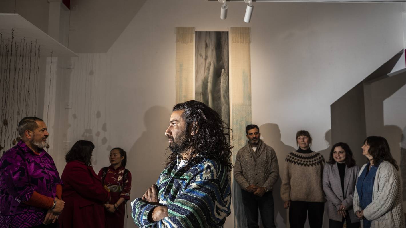 Beyond Borders exhibition challenges beliefs around identity – صحيفة الصوت