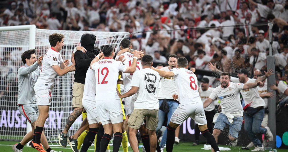 قفاز مغربي يقود إشبيلية إلى لقب الدوري الأوروبي – صحيفة الصوت