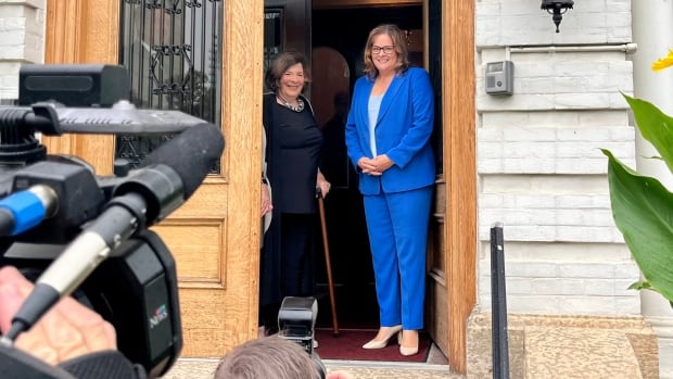 Election period officially begins in Manitoba ahead of Oct. 3 vote-صحيفة الصوت
