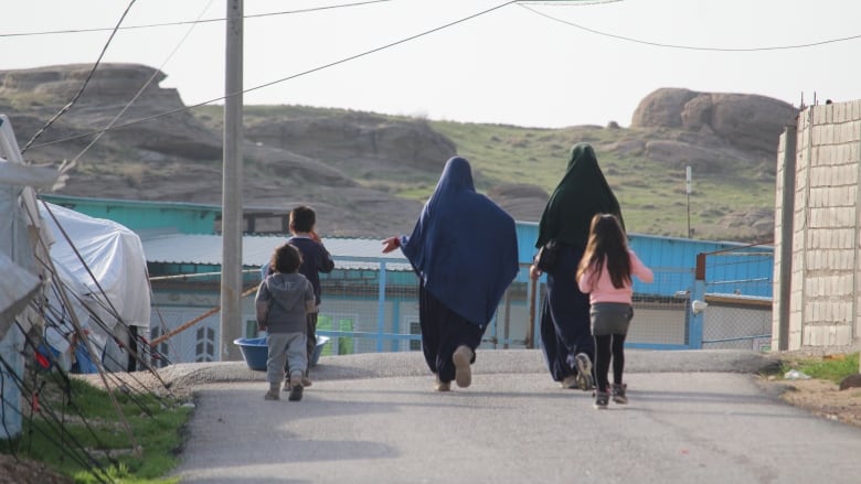 Canadian repatriated from Syrian prison camp now faces terrorism charges-صحيفة الصوت